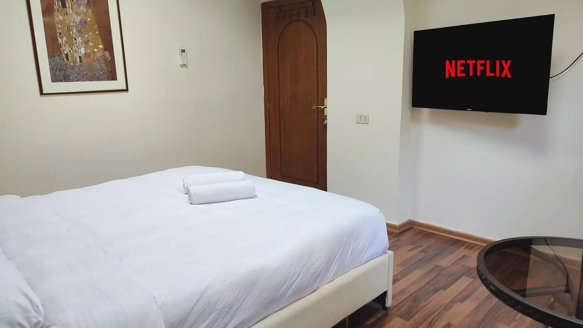 Top Apartments Tirana Center 0*,  阿尔巴尼亚